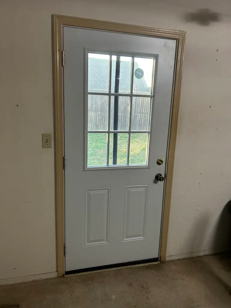 Airbnb Door Replacement in Tulsa — airbnb door replacement service